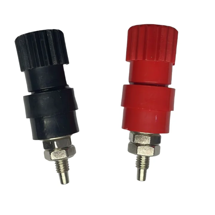 BTI-30 Terminal Connector for Panel Mounting 30Amp Black and Red — Connectors & Wires