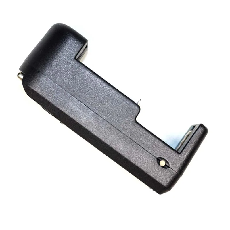 EU Plug Universal Battery Charger For 18650 16340 14500 Li-ion Rechargeable Battery Charger — Power & Components — Detail / close-up