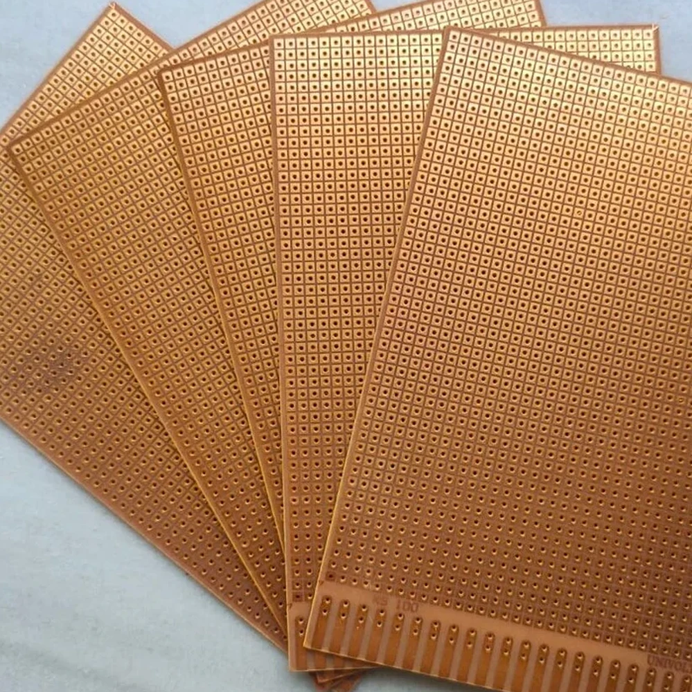 General Purpose Solderable Board (140×90mm) — Detail / close-up