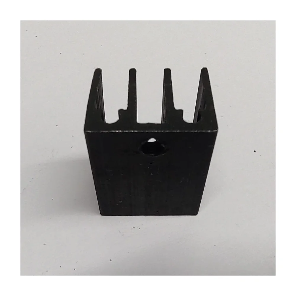 Small Aluminium Heat Sink for TO-220 Package Black — Power & Components — Pinout diagram