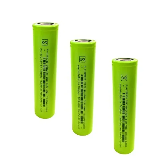 A Grade 3.2V 15Ah 3C 48Wh 3000 Cycles Prismatic Lithium Ion Lipo4 33140 Battery — Power & Components — Detail / close-up